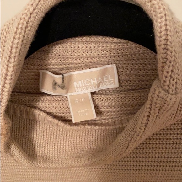 Michael kors beige knit top - Picture 2 of 3